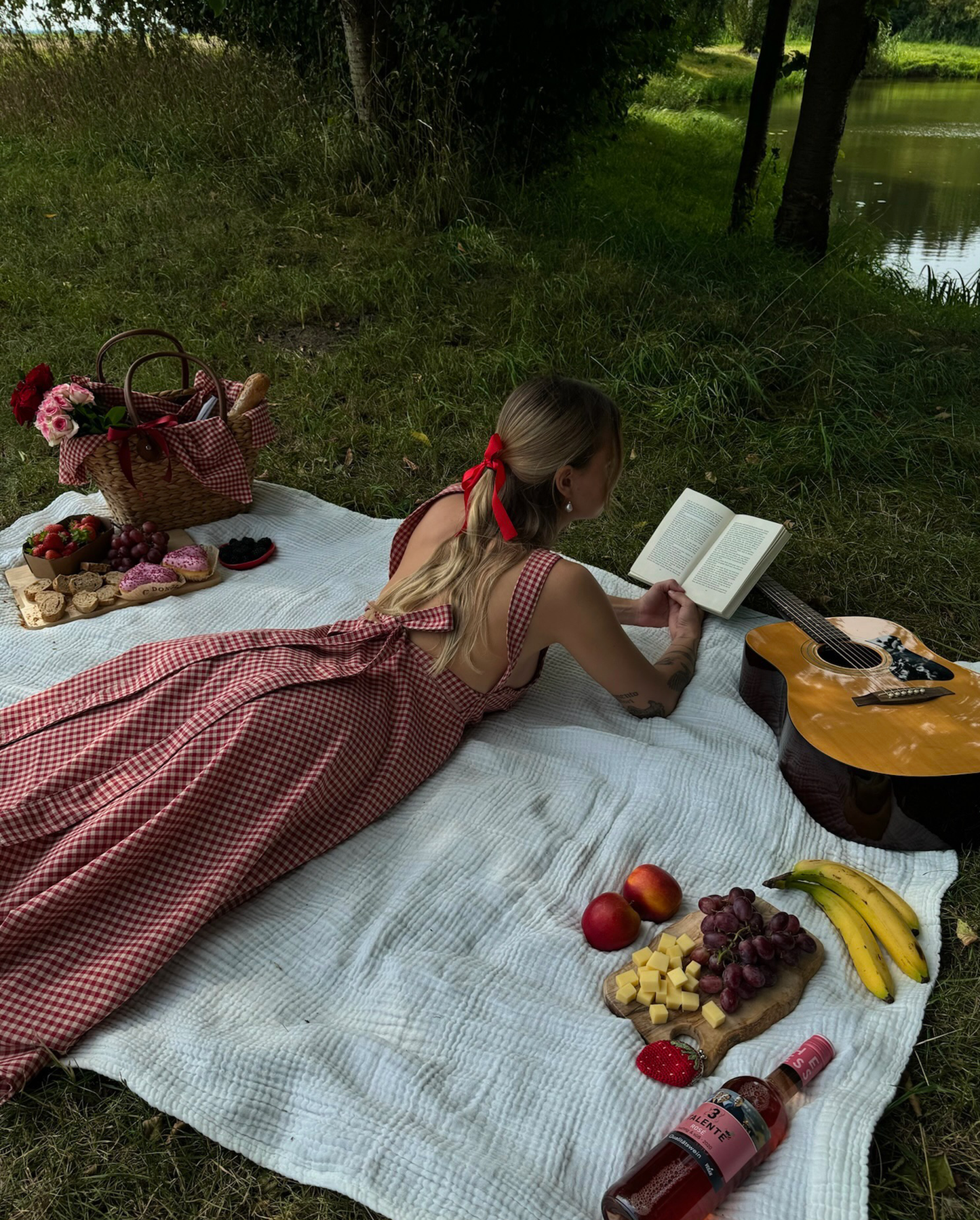 COTTAGE DRESS SCARLET - RED/WHITE